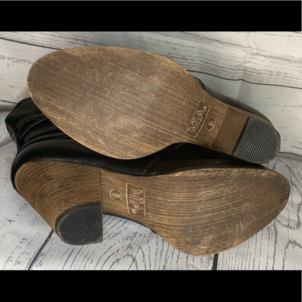 Mia Booties - image 3